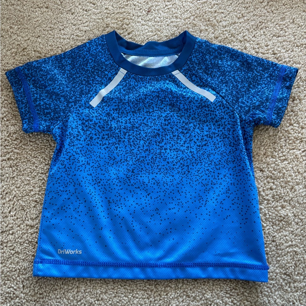 Athletic Works Driworks T-shirt size 18m